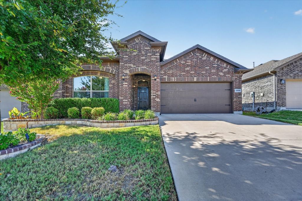 2508 Clay Creek Lane, Fort Worth, TX 76177 — photo 1