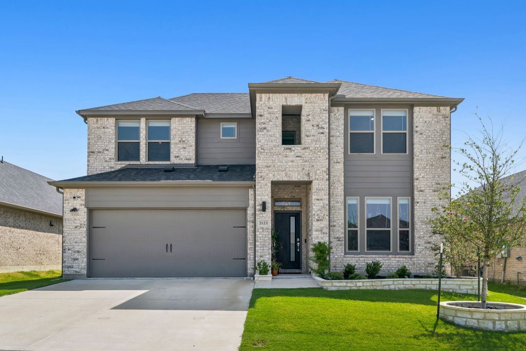 2123 Pedigree Lane, Seagoville, TX 75159 — photo 1