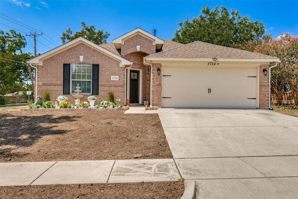 3724 Chapin Court, Fort Worth, TX 76116 — photo 1