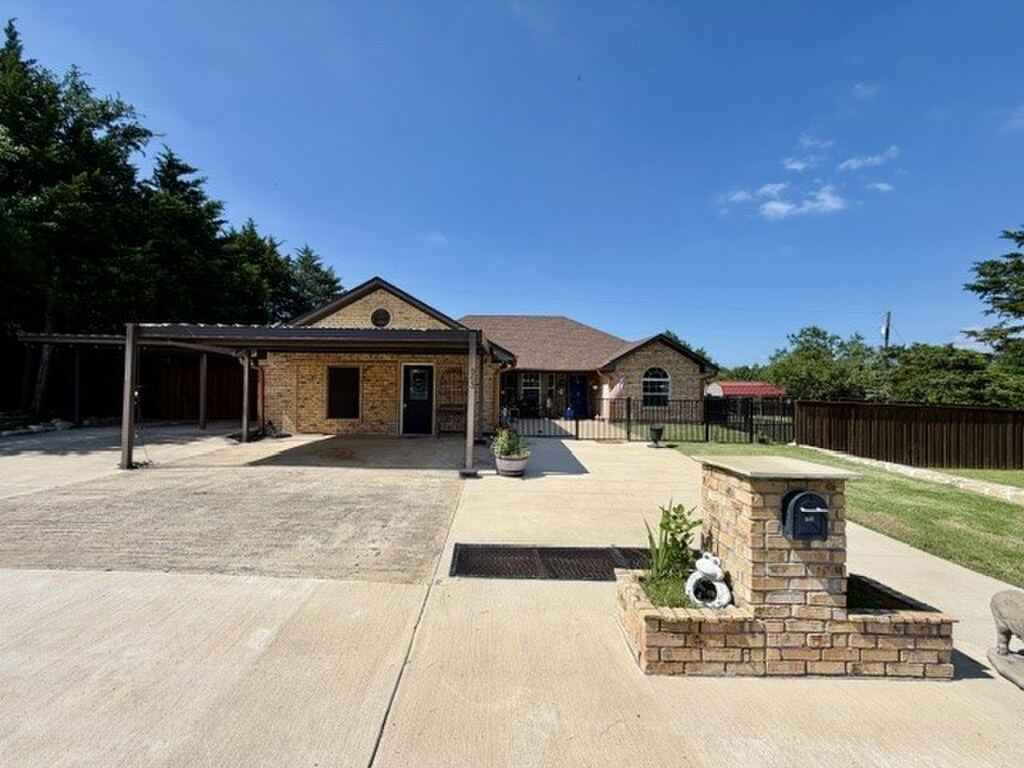363 Willow Drive, Pottsboro, TX 75076 — photo 1