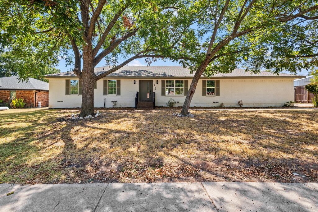 2914 Barnes Bridge Road, Dallas, TX 75228 — photo 1