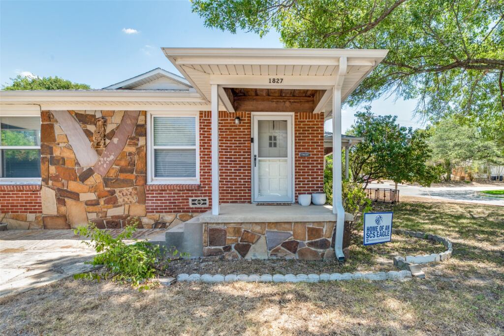 1827 Frederick Street, Fort Worth, TX 76107 — photo 1