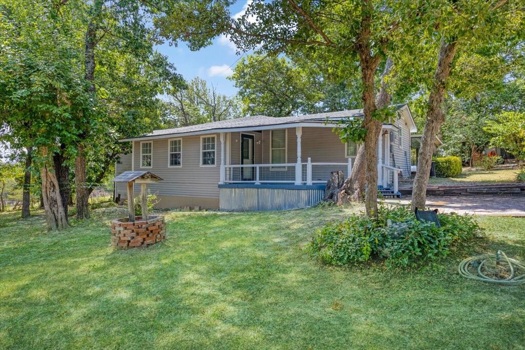 1250 Garrett Road, Whitewright, TX 75491 — photo 1