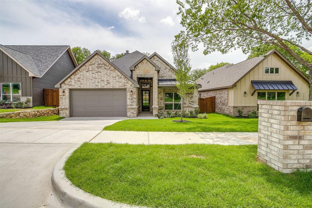 3221 NW 25th Street, Fort Worth, TX 76106 — photo 1