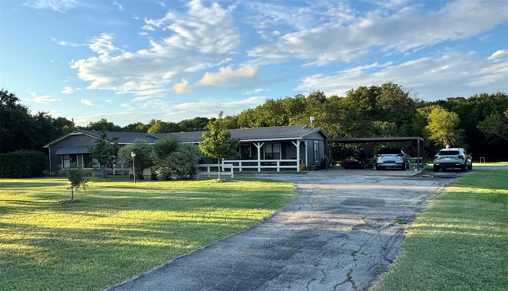 550 Brookshire Street, Powell, TX 75153 — photo 1