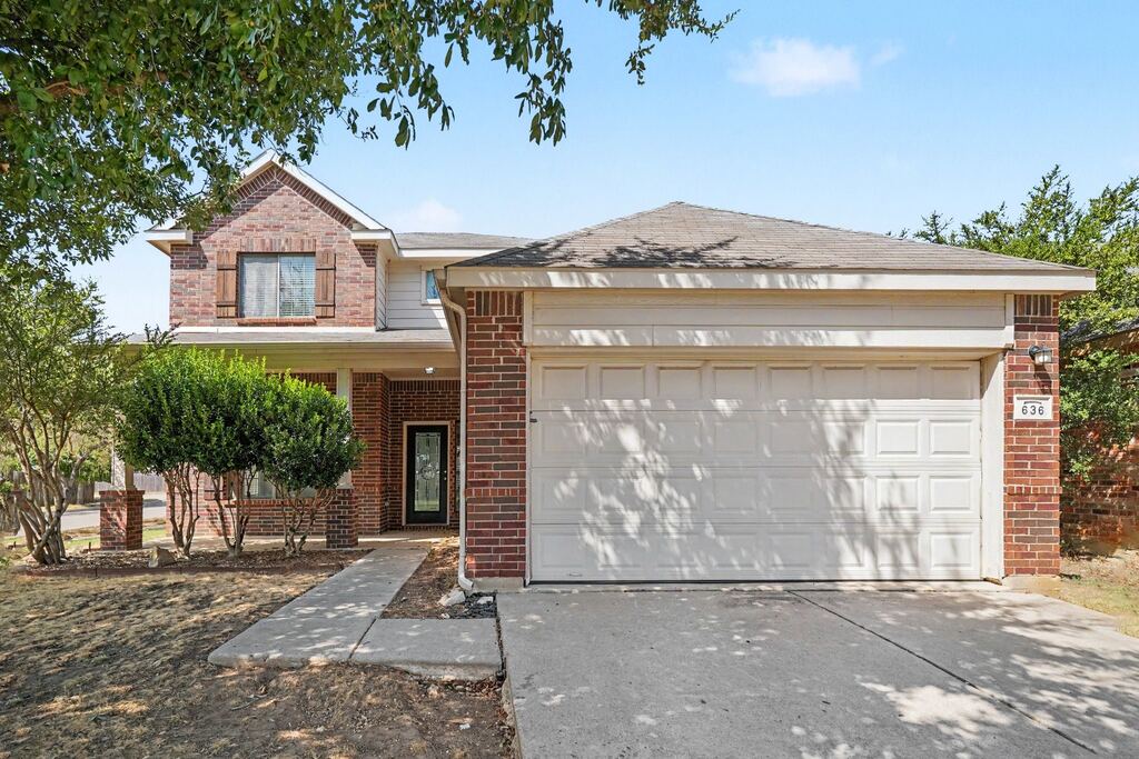 636 Tradewind Drive, Fort Worth, TX 76131 — photo 1