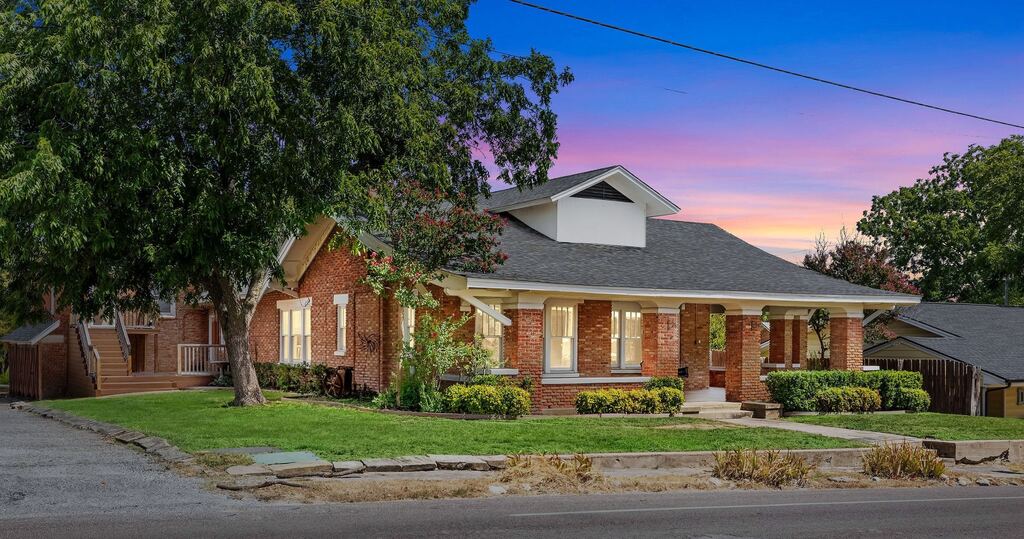 803 S Trinity Street, Decatur, TX 76234 — photo 1