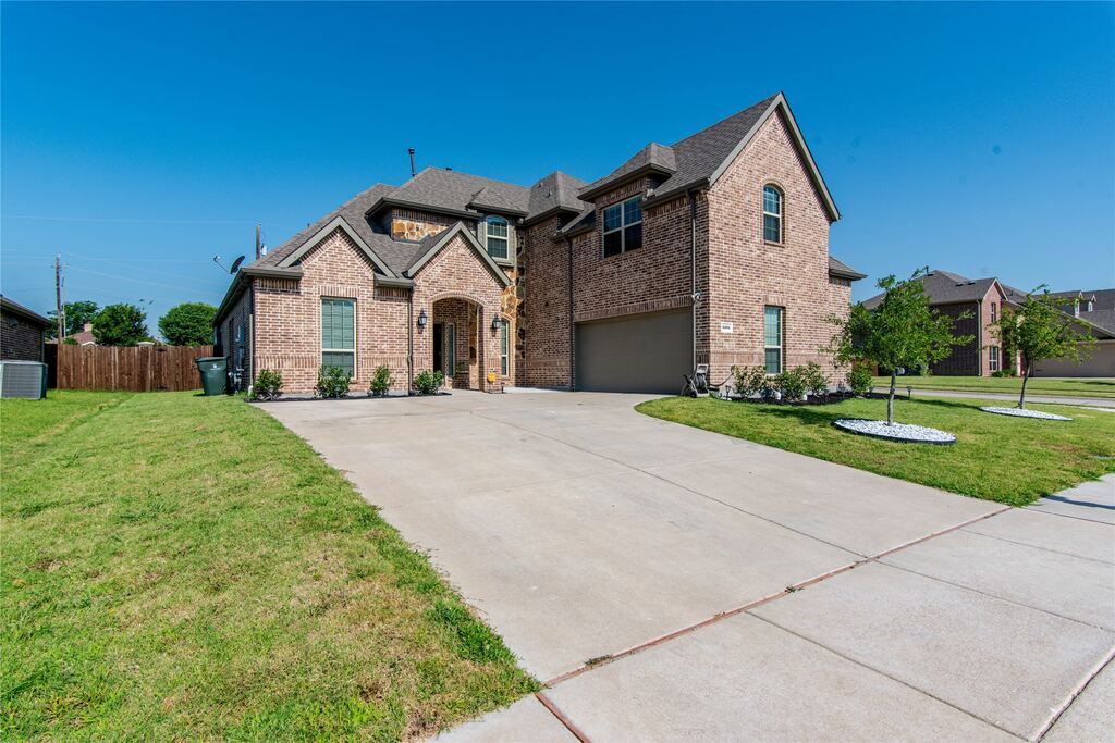 5301 Hidden Creek Road, Garland, TX 75043 — photo 1