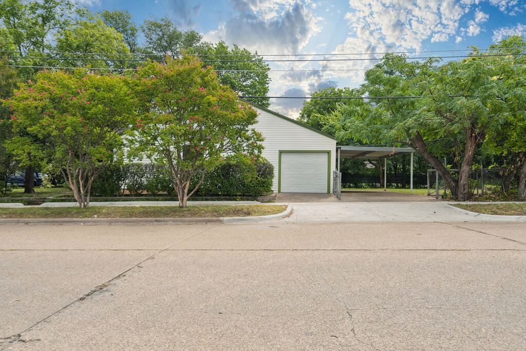 2218 Mountain Lake Road, Dallas, TX 75224 — photo 1