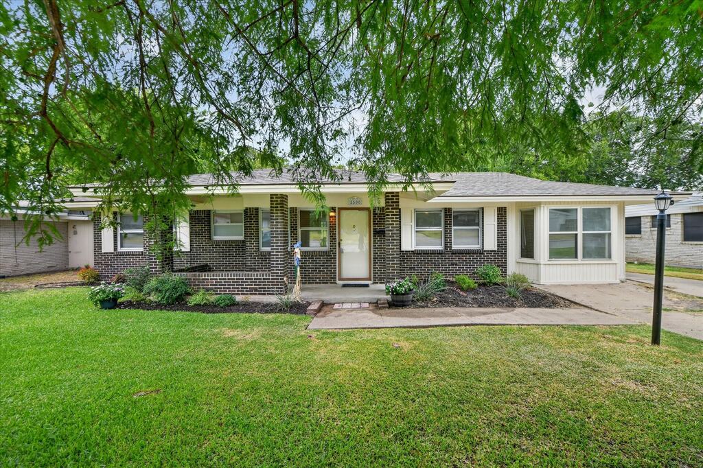5500 Wheaton Drive, Fort Worth, TX 76133 — photo 1