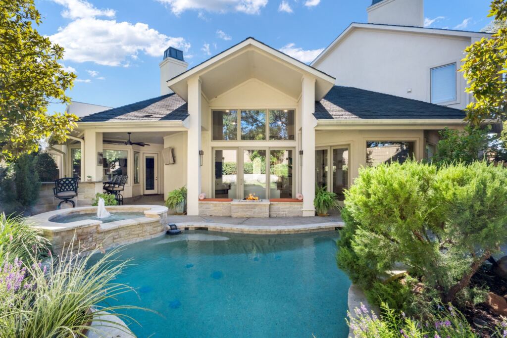 19 Winding Lake Drive