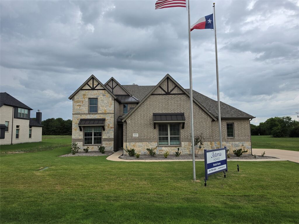 232 Redwood Circle, Trenton, TX 75490 — photo 1
