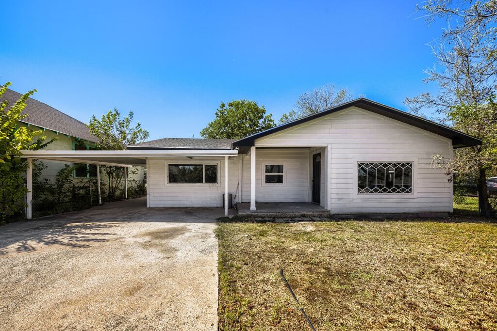 3508 Livingston Avenue, Fort Worth, TX 76110 — photo 1