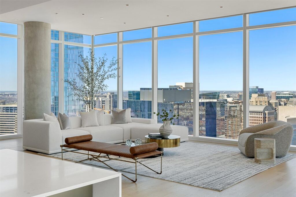 1747 Leonard Street 2401, Dallas, TX 75201 — photo 1