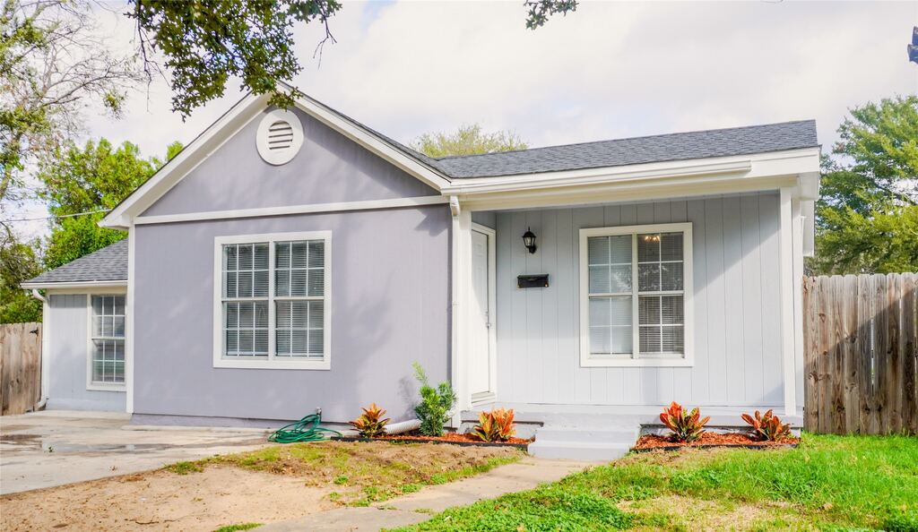 3229 Hardeman Street, Fort Worth, TX 76119 — photo 1