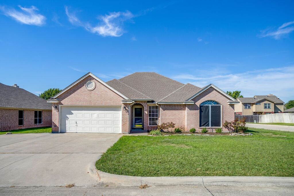 219 Aspen Loop, Aledo, TX 76008 — photo 1