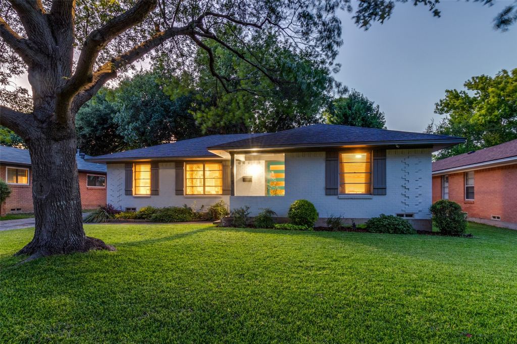 10615 Longmeadow Drive, Dallas, TX 75238 — photo 1