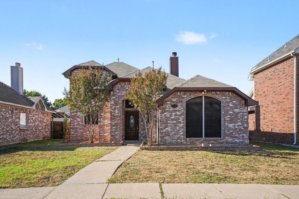 2101 Birch Bend, Mesquite, TX 75181 — photo 1