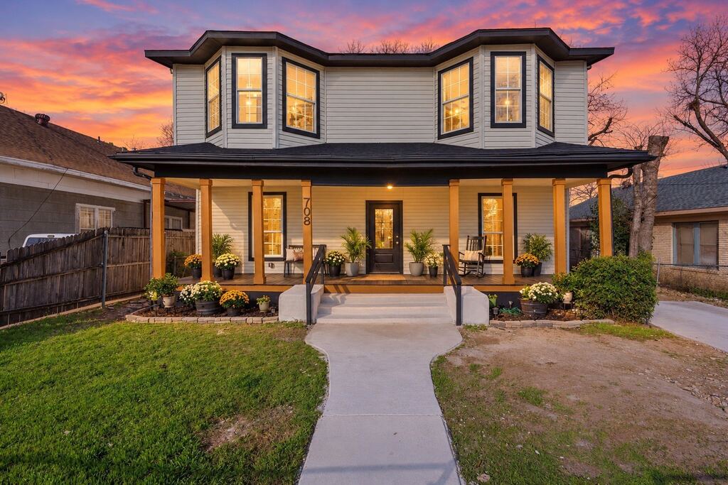 708 Essex Street, Fort Worth, TX 76105 — photo 1
