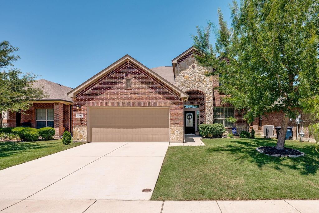 1208 Diablo Pass, Fort Worth, TX 76052 — photo 1