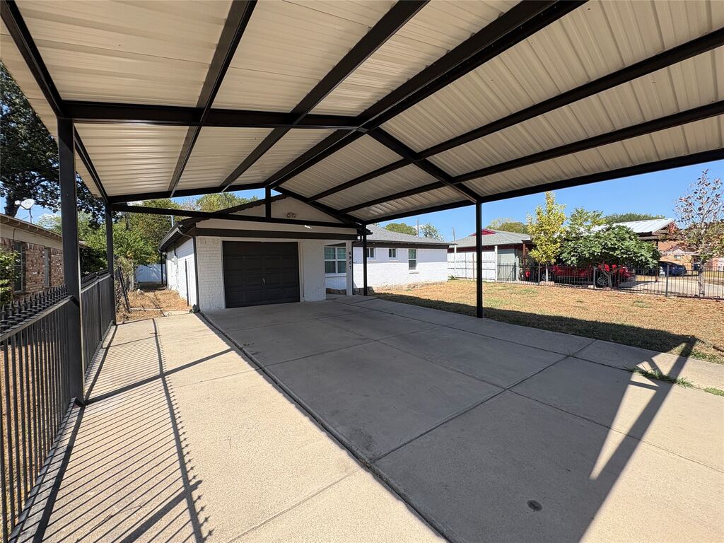 6907 Atha, Dallas, TX 75217 — photo 1