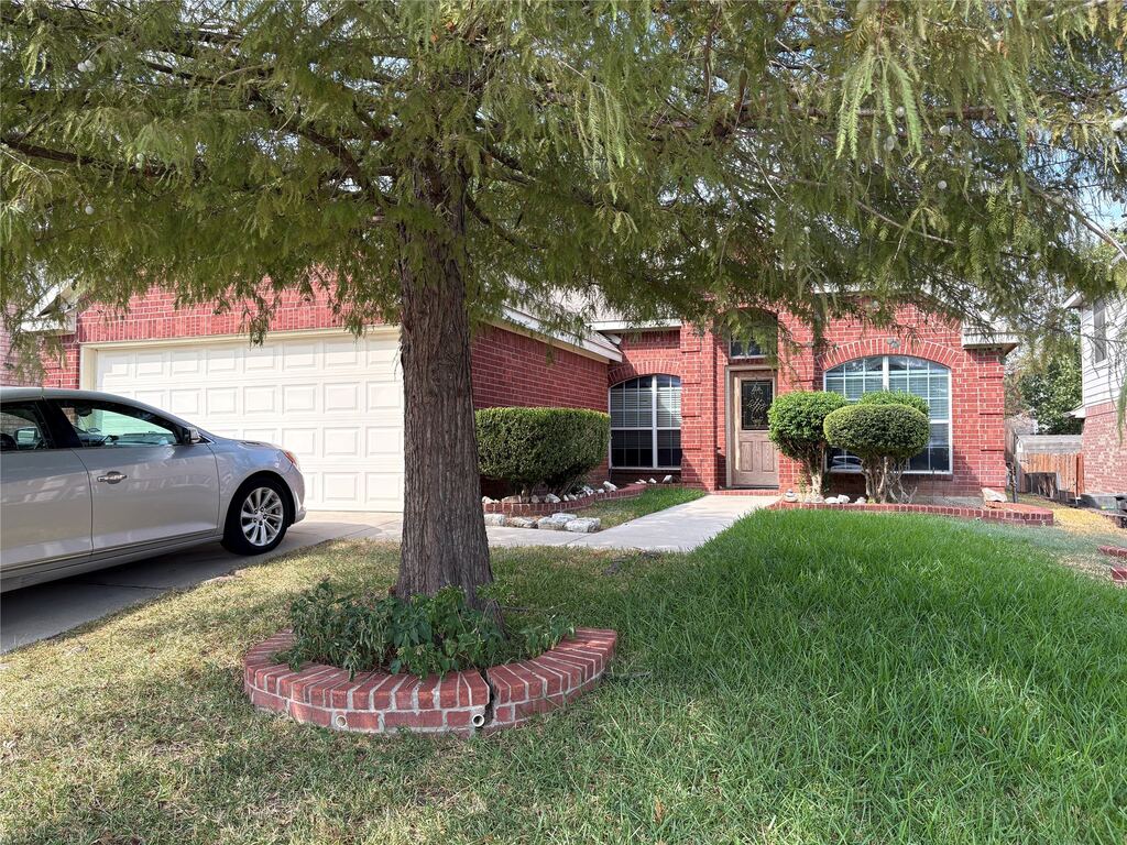 5013 Skymeadow Drive, Fort Worth, TX 76135 — photo 1