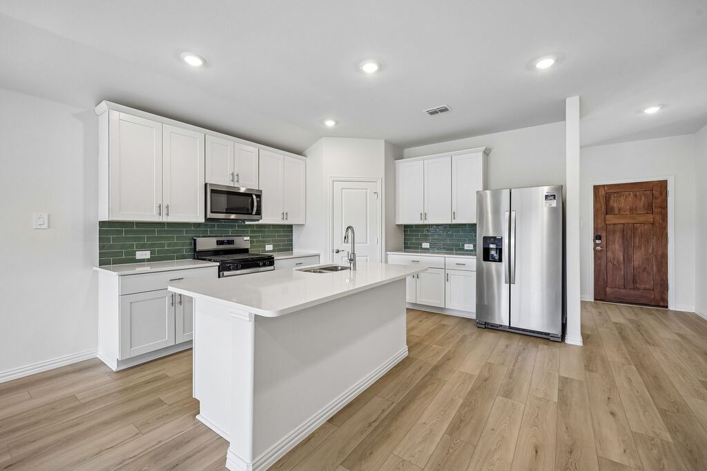2107 Longchamp Lane, Seagoville, TX 75159 — photo 1