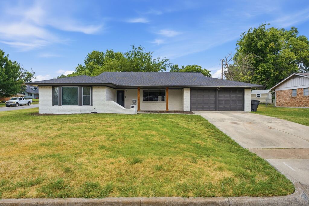 5512 Westcreek Drive, Fort Worth, TX 76133 — photo 1
