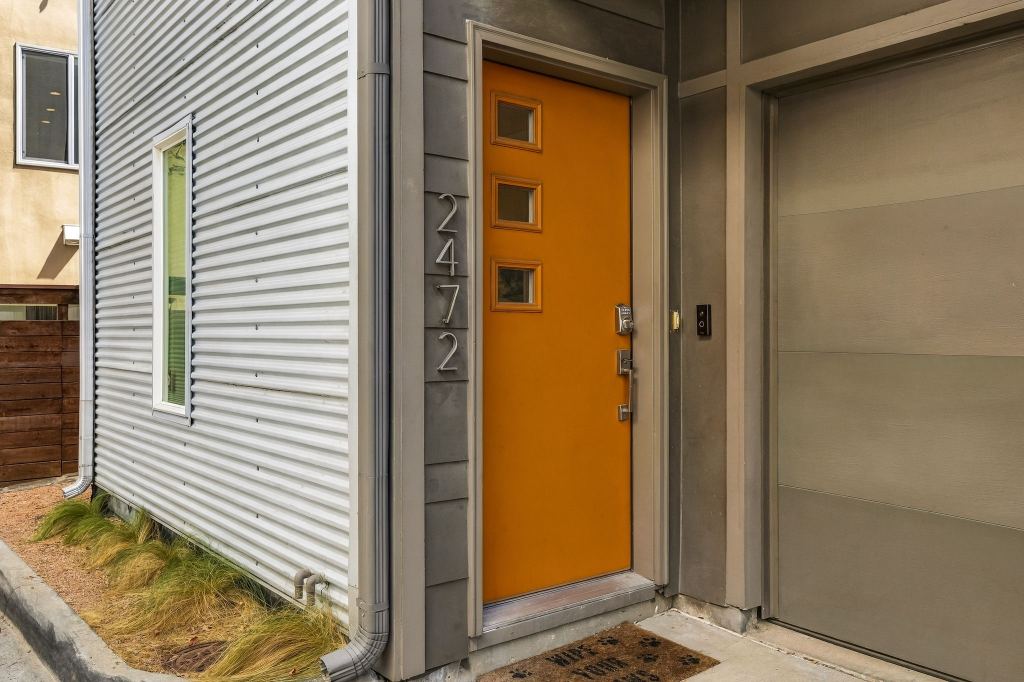 2472 Thatcher Drive, Dallas, TX 75206 — photo 1