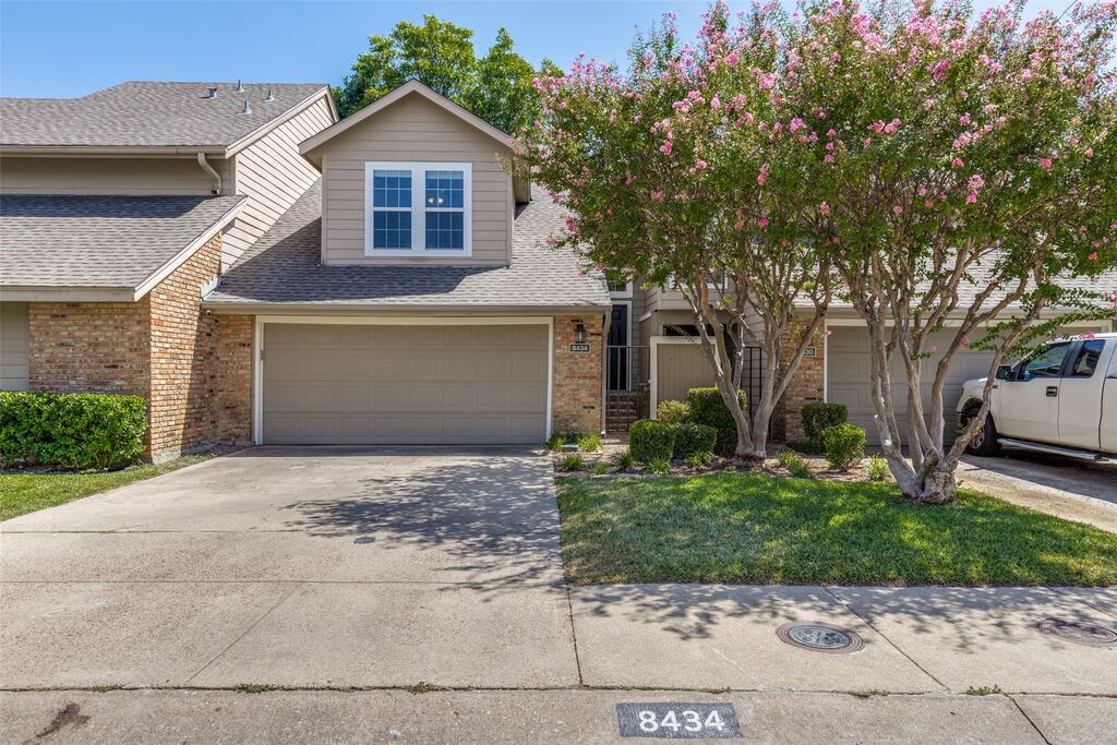 8434 Towneship Lane, Dallas, TX 75243 — photo 1