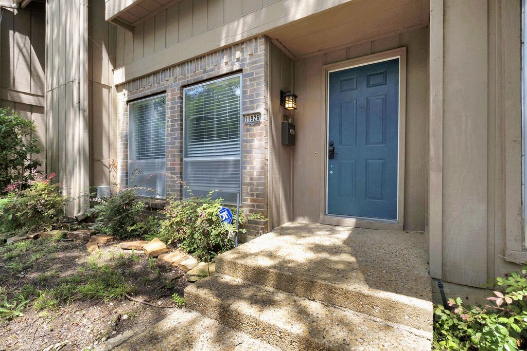 11926 Leisure Drive, Dallas, TX 75243 — photo 1