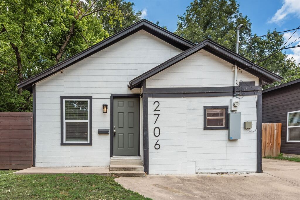 2706 Hector Street, Dallas, TX 75210 — photo 1
