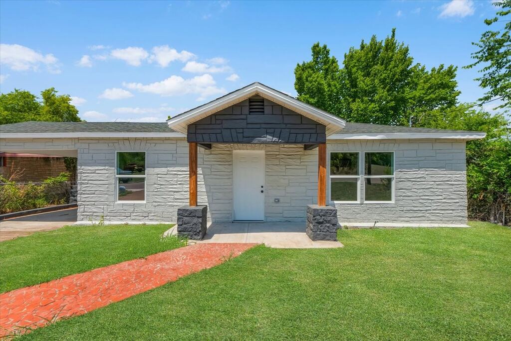 1312 Lindsey Street, Fort Worth, TX 76105 — photo 1