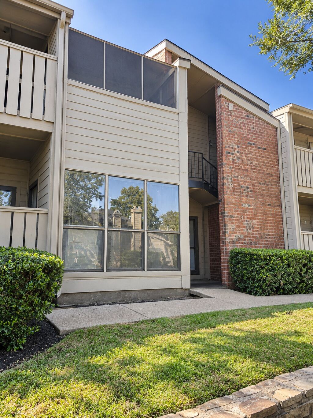 9600 Royal Lane 302, Dallas, TX 75243 — photo 1