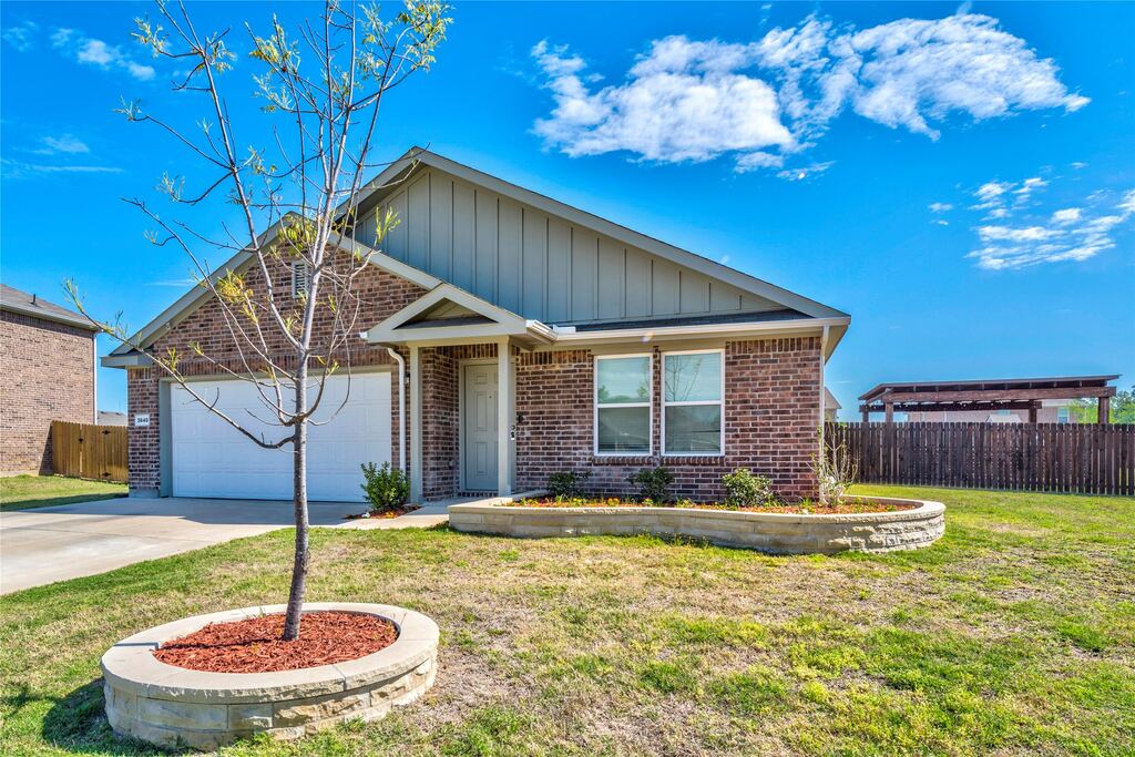 3640 Chestnut Oak Drive, Dallas, TX 75253 — photo 1