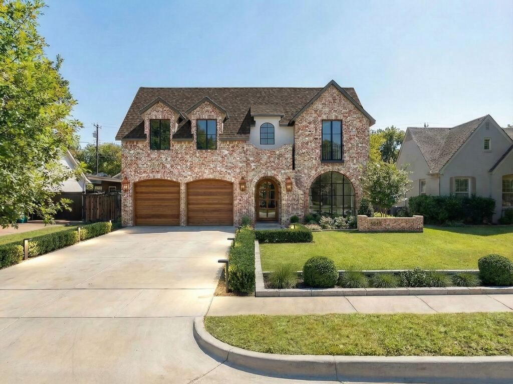 6848 Clayton Avenue, Dallas, TX 75214 — photo 1