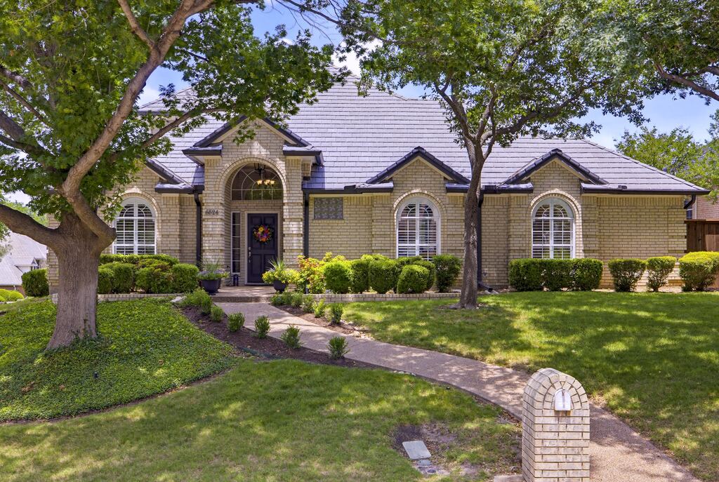 6524 Shoal Creek Road, Fort Worth, TX 76132 — photo 1