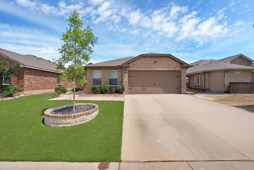 228 Foxhunter Street, Fort Worth, TX 76131 — photo 1
