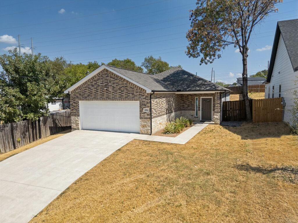612 S Moore Street, Dallas, TX 75203 — photo 1