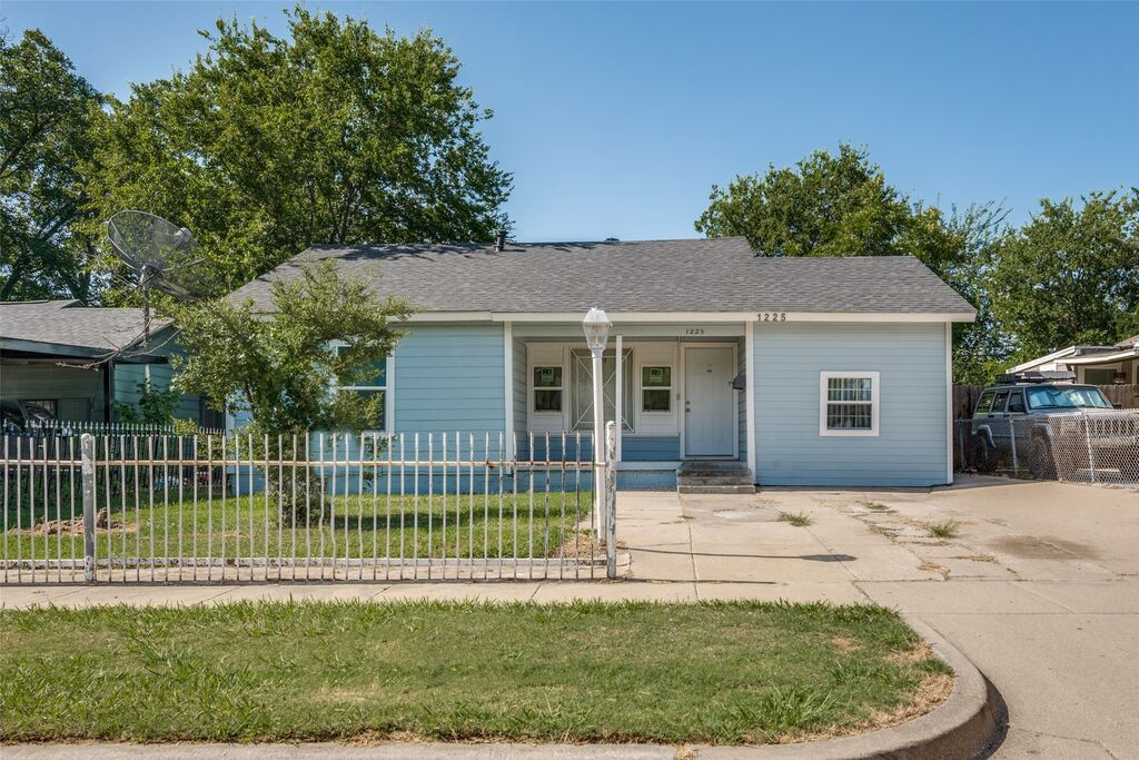 1225 W Boyce Avenue, Fort Worth, TX 76115 — photo 1