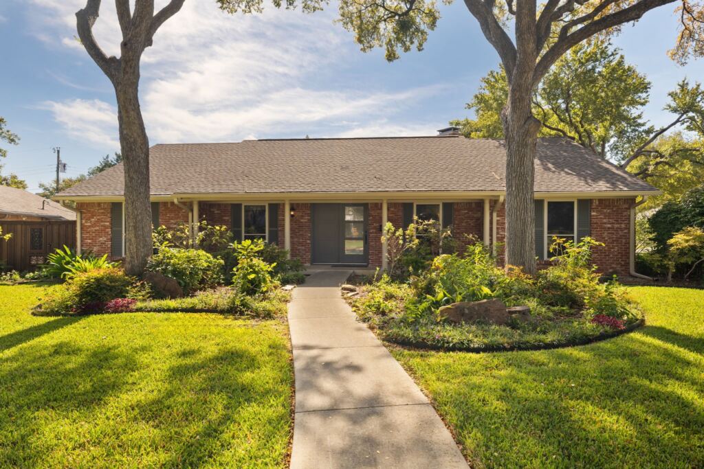 833 Chadwick Place