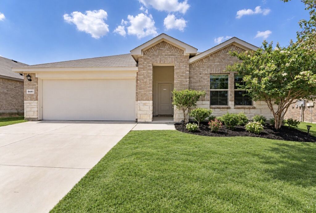9441 Firedog Drive, Fort Worth, TX 76131 — photo 1