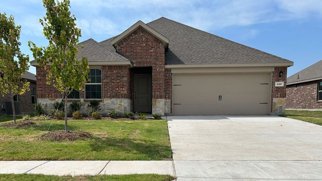 410 Carthage Street, Caddo Mills, TX 75135 — photo 1
