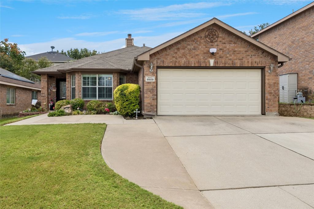 9809 Jericho Lane, Fort Worth, TX 76108 — photo 1