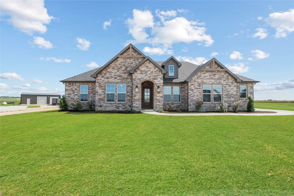 108 Emma Court, Decatur, TX 76234 — photo 1