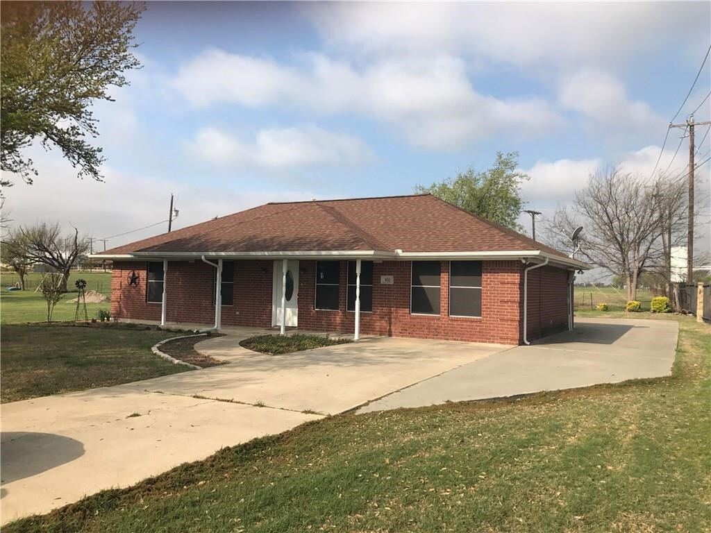 803 N Fm 156, Ponder, TX 76259 — photo 1