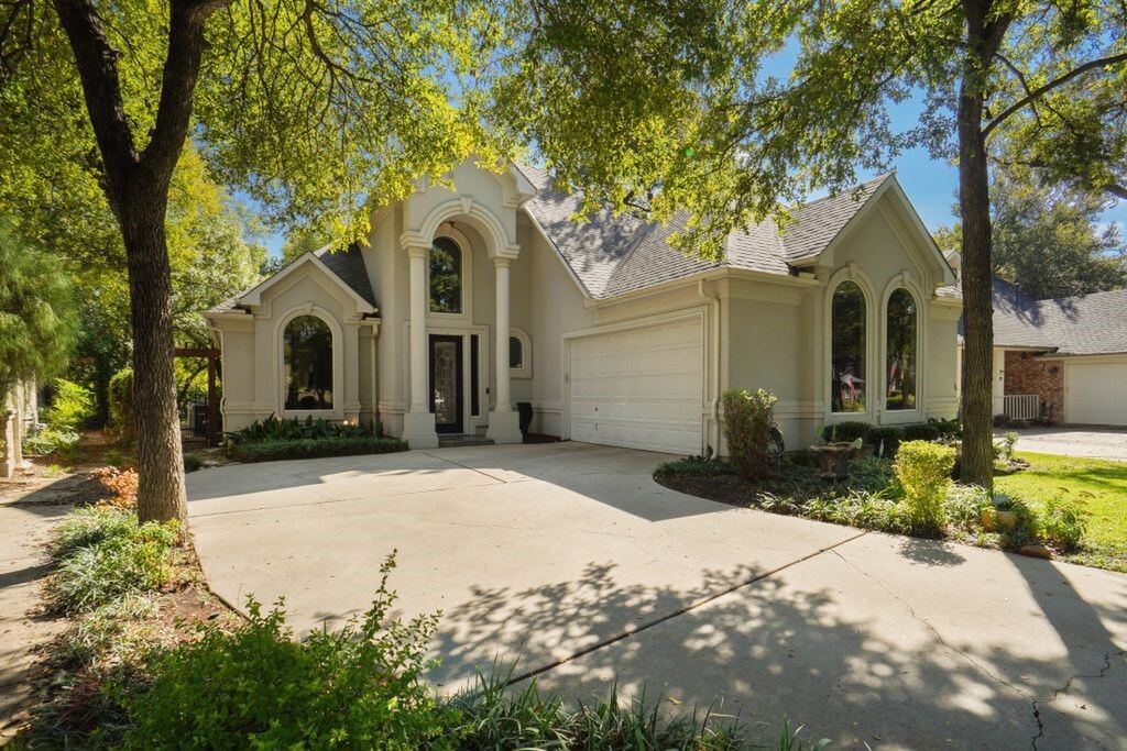 5968 Riverbend Place, Fort Worth, TX 76112 — photo 1