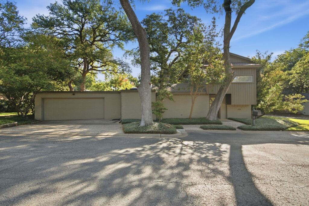 6128 Plum Valley Place, Fort Worth, TX 76116 — photo 1