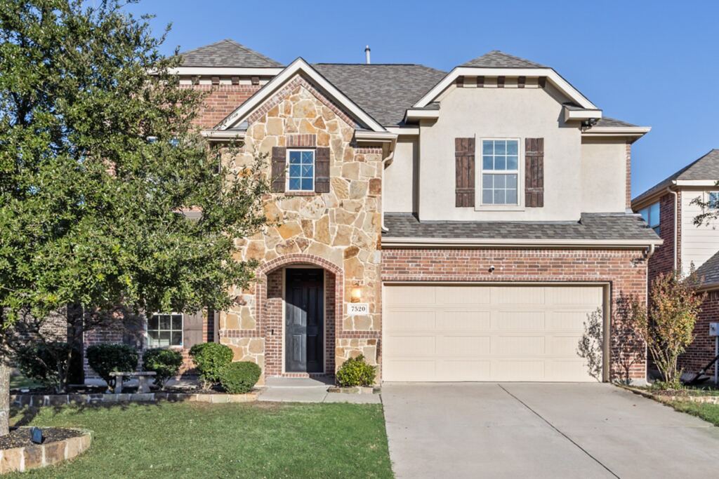 7520 Guadalupe Way
