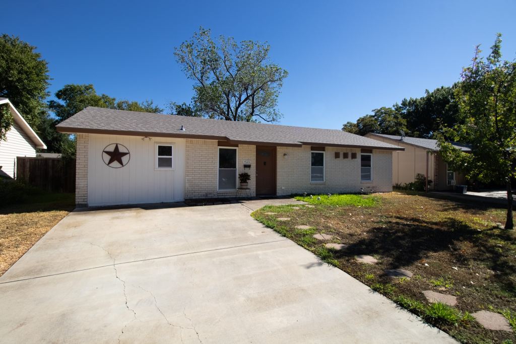 4026 Salem Drive